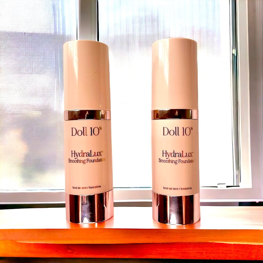 Doll 10 HydraLux Smoothing Foundation - Light/Beige